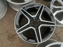 Load image into Gallery viewer, 1x Alufelge 18 Zoll 8.5&quot; 5x112 49ET A2054019600 Mercedes-Benz W205 Rim Wheel