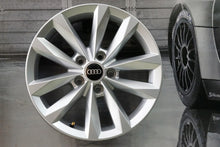 Laden Sie das Bild in den Galerie-Viewer, 4x Alufelge 16 Zoll 7.0" 5x112 40ET 8Y0601025 Audi A3 Rim Wheel FEL9900657770zy