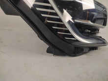 Laden Sie das Bild in den Galerie-Viewer, Frontscheinwerfer Renault Captur II 260104525R Full LED Rechts Headlight SCH8277336427go