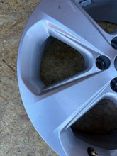 Laden Sie das Bild in den Galerie-Viewer, 1x Alufelge 18 Zoll 5x105 95181597 Opel Mokka Rim Wheel FEL1005429247jz