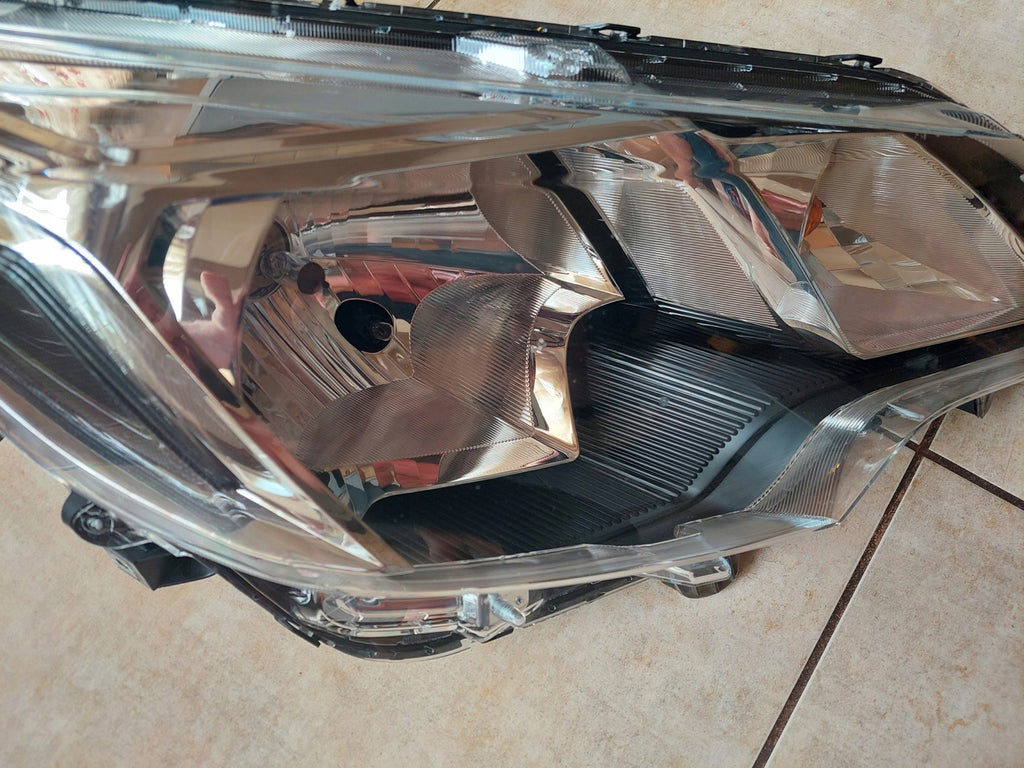 Frontscheinwerfer Mitsubishi Space Star 8301-D446-1 Rechts Headlight SCH8464134714ol