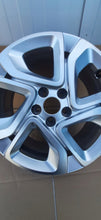 Load image into Gallery viewer, 1x Alufelge 17 Zoll 7.0&quot; 5x108 42ET 9818082477 Citroën Berlingo Rim Wheel