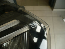 Laden Sie das Bild in den Galerie-Viewer, Frontscheinwerfer Dacia Duster 260101613R Full LED Rechts Scheinwerfer Headlight