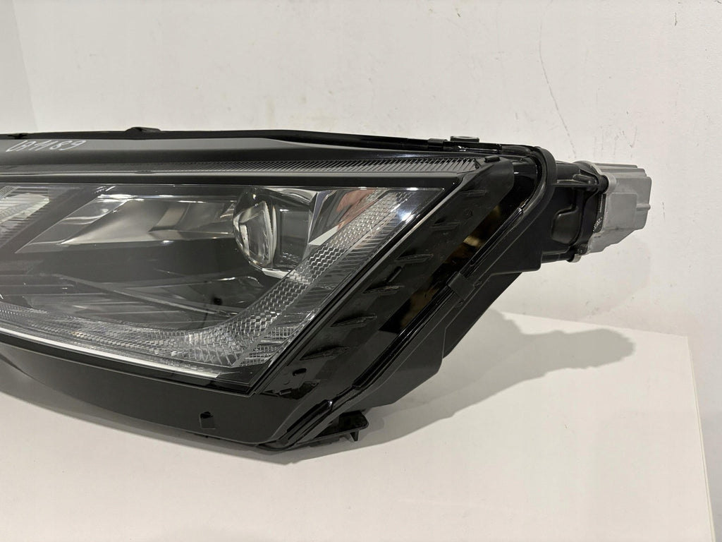 Frontscheinwerfer Skoda Octavia IV 5E4941015B LED Ein Stück (Rechts oder Links) SCH7357737334ft