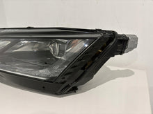 Laden Sie das Bild in den Galerie-Viewer, Frontscheinwerfer Skoda Octavia IV 5E4941015B LED Ein Stück (Rechts oder Links) SCH7357737334ft