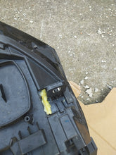 Laden Sie das Bild in den Galerie-Viewer, Frontscheinwerfer Audi A3 8Y0941011 LED Links Scheinwerfer Headlight SCH8695451353zt