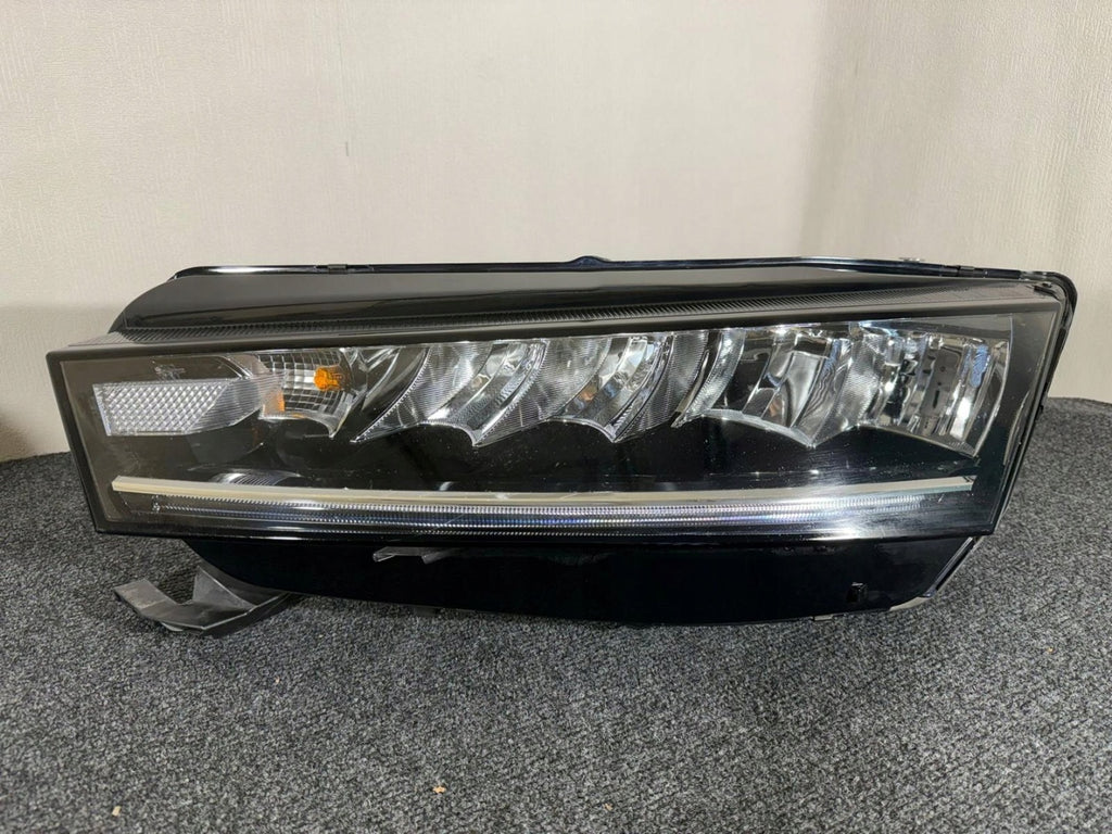 Frontscheinwerfer Skoda Octavia I 5E4941016 5E4941015 Ein Satz Headlight SCH7357040014pl