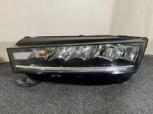 Laden Sie das Bild in den Galerie-Viewer, Frontscheinwerfer Skoda Octavia I 5E4941016 5E4941015 Ein Satz Headlight SCH7357040014pl