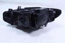 Laden Sie das Bild in den Galerie-Viewer, Frontscheinwerfer BMW F30 7410786KOD 85122000 Xenon Rechts Headlight SCH8857756695tt