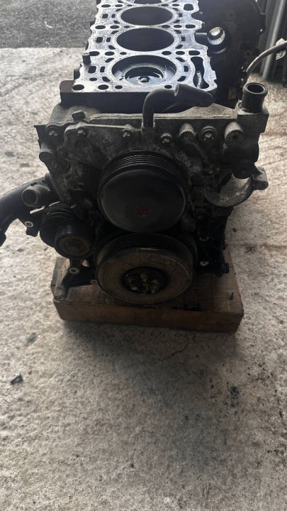 Motorblock Mercedes-Benz W205 651921 2.2 CDI 2014 Diesel Unkomplett MOT8260140936dh