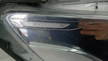 Laden Sie das Bild in den Galerie-Viewer, Frontscheinwerfer Mercedes-Benz Sprinter A9109060100 Rechts Headlight SCH9550479613pa