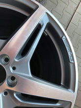 Load image into Gallery viewer, 1x Alufelge 19 Zoll 9.0&quot; 5x112 62ET A1904010100 Mercedes-Benz Amg Rim Wheel