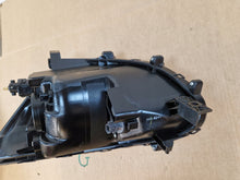 Laden Sie das Bild in den Galerie-Viewer, Frontscheinwerfer Mitsubishi Space Star FALSE Scheinwerfer Headlight SCH8391550292jm