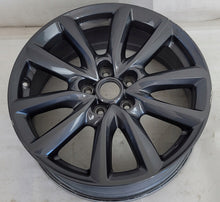 Laden Sie das Bild in den Galerie-Viewer, 1x Alufelge 18 Zoll 7.0&quot; 5x114.3 45ET 9965B57080 Mazda 3 Bp Rim Wheel