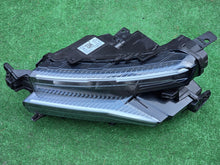 Laden Sie das Bild in den Galerie-Viewer, Frontscheinwerfer Citroën C5 Aircross 9845356280 LED Links Headlight SCH5405084235vp