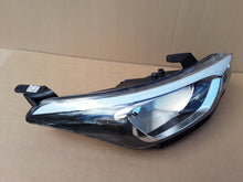 Laden Sie das Bild in den Galerie-Viewer, Frontscheinwerfer Hyundai I20 II 92102C80000 Rechts Scheinwerfer Headlight SCH4697866317me