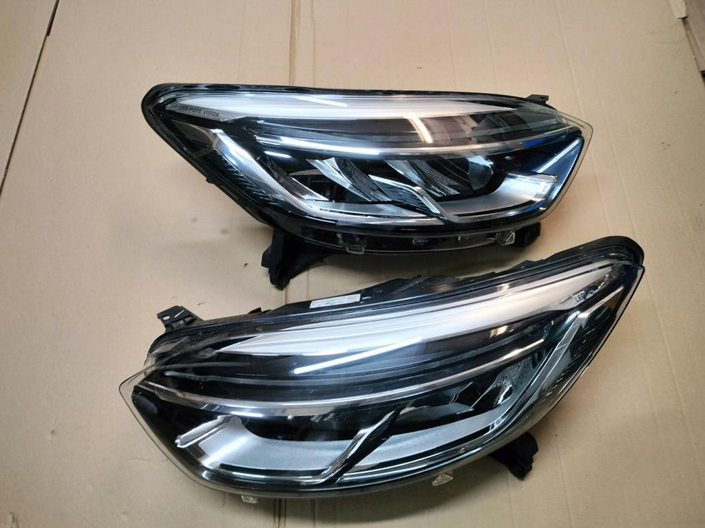 Frontscheinwerfer Renault Captur I 260606152R 260107244R LED Rechts oder Links