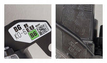 Load image into Gallery viewer, Frontscheinwerfer Toyota Yaris Rechts Scheinwerfer Headlight