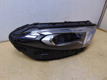 Laden Sie das Bild in den Galerie-Viewer, Frontscheinwerfer Mercedes-Benz W177 A1779062605 Rechts Scheinwerfer Headlight SCH5970330835kc