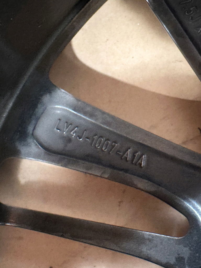 1x Alufelge 18 Zoll 7.5" 5x108 50ET LV4J-1007-A1A Ford Kuga Rim Wheel FEL7355243841dy