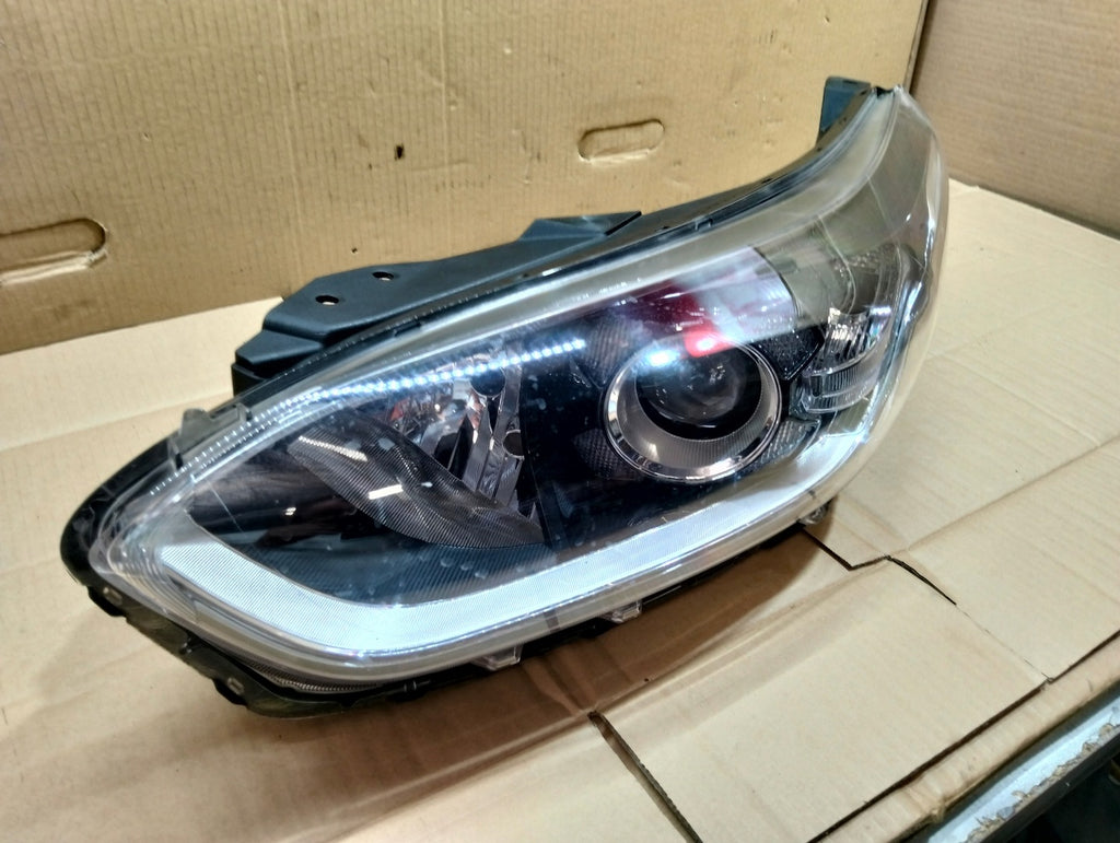 Frontscheinwerfer Kia Ceed J7921-21030 Ein Stück (Rechts oder Links) Headlight