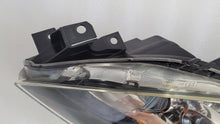 Laden Sie das Bild in den Galerie-Viewer, Frontscheinwerfer Mazda 3 BDG7-51040 Links Scheinwerfer Headlight