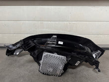 Laden Sie das Bild in den Galerie-Viewer, Frontscheinwerfer Land Rover I Discovery V MY4213W029EB Rechts Headlight SCH2051410238zi
