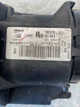 Load image into Gallery viewer, Frontscheinwerfer Seat Leon 5F1941006B Rechts Scheinwerfer Headlight