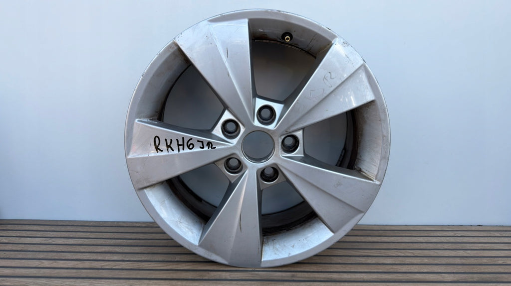 1x Alufelge 16 Zoll 6.5" 5x112 46ET 5E0601025BE Skoda Octavia Iii Rim Wheel FEL3796077803bl
