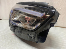 Laden Sie das Bild in den Galerie-Viewer, Frontscheinwerfer Mercedes-Benz W247 A2479063605 Full LED Rechts Headlight SCH4335649171pr