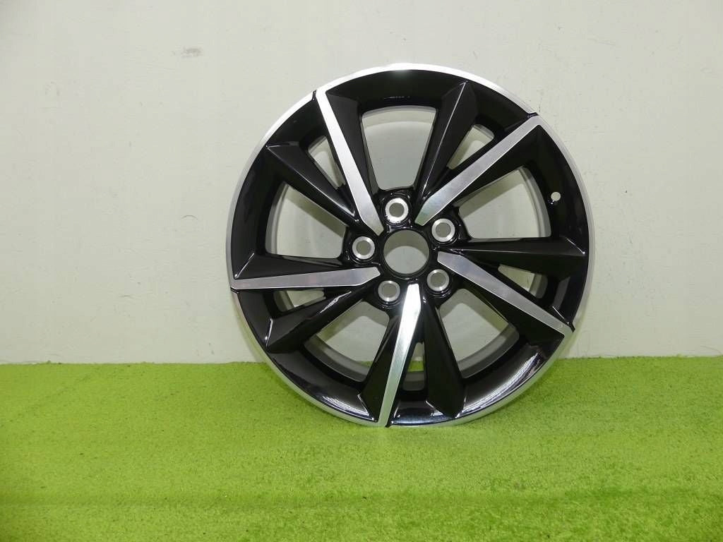1x Alufelge 17 Zoll 7.0" 5x114.3 50ET PW457-02001 Toyota Corolla Rim Wheel FEL8430753930yx
