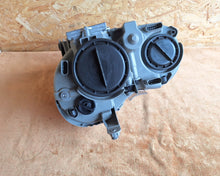 Laden Sie das Bild in den Galerie-Viewer, Frontscheinwerfer Mercedes-Benz W203 15273800 Xenon Rechts Headlight SCH6040003341gs