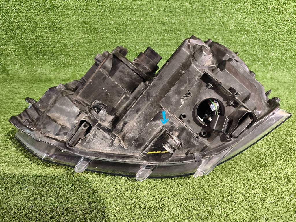Frontscheinwerfer VW Transporter 7E5941016 Rechts Scheinwerfer Headlight SCH9439325937yw