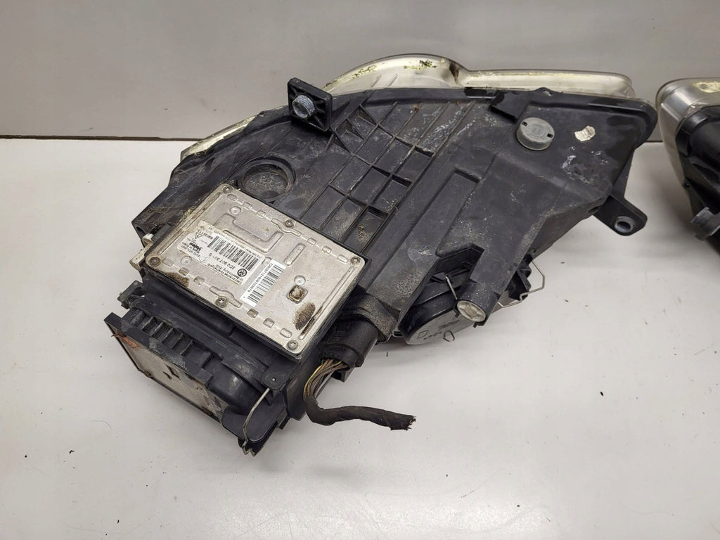Frontscheinwerfer VW Passat 3C0941751G 3C0941752G Ein Satz Headlight SCH5514750900wg