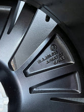 Load image into Gallery viewer, 1x Alufelge 19 Zoll 8.0" 5x112 45ET Glanz Silber 5LA601025A Skoda Enyaq FEL1005896518jk