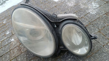 Laden Sie das Bild in den Galerie-Viewer, Frontscheinwerfer Mercedes-Benz W211 Rechts Scheinwerfer Headlight SCH7896724944jz