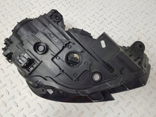 Load image into Gallery viewer, Frontscheinwerfer Audi A3 8V0941005E Xenon Ein Stück (Rechts oder Links)