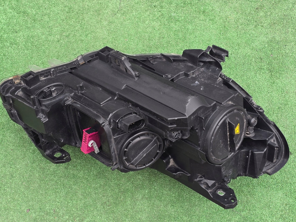 Frontscheinwerfer Mercedes-Benz W246 A2468207761 Links Scheinwerfer Headlight SCH7237322459qb
