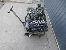 Load image into Gallery viewer, Motor Audi A4 B8 CCW 3.0 TDI 147TKm Diesel Engine Unkomplett