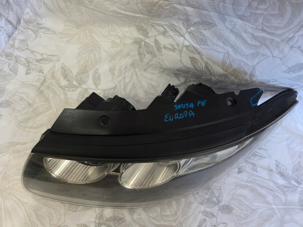 Frontscheinwerfer Hyundai Santa I Fe 92101-2BXXX Links Scheinwerfer Headlight SCH1385253498wi