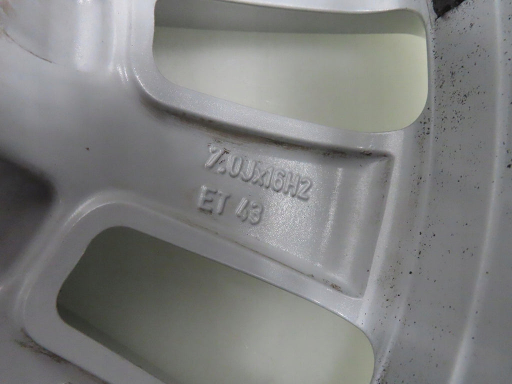 4x Alufelge 16 Zoll 7.0" 5x112 43ET Silber A2044010602 Mercedes-Benz W204 FEL5844902088xn