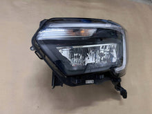 Load image into Gallery viewer, Frontscheinwerfer Renault Master 260607867R Links Scheinwerfer Headlight SCH9000069855me