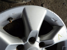 Laden Sie das Bild in den Galerie-Viewer, 1x Alufelge 17 Zoll 6.5&quot; Toyota Land Cruiser Rim Wheel