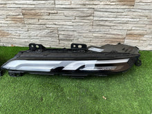 Laden Sie das Bild in den Galerie-Viewer, Frontscheinwerfer BMW 7 9450079 9450080 Vorderseite Scheinwerfer Headlight SCH9885071733zb