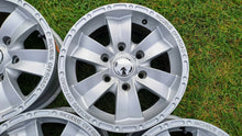Laden Sie das Bild in den Galerie-Viewer, 4x Alufelge 15 Zoll 7.0" 6x139.7 41ET Mitsubishi Pajero Rim Wheel FEL6726451533wt