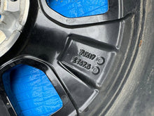 Laden Sie das Bild in den Galerie-Viewer, 1x Alufelge 17 Zoll 7.0" 5x108 47 5ET S1TC-B1A Ford Rim Wheel FEL2740175012ep