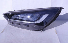 Laden Sie das Bild in den Galerie-Viewer, Frontscheinwerfer Ford Focus NX7B-13E015-CD LED Ein Stück (Rechts oder Links) SCH7228437234pj