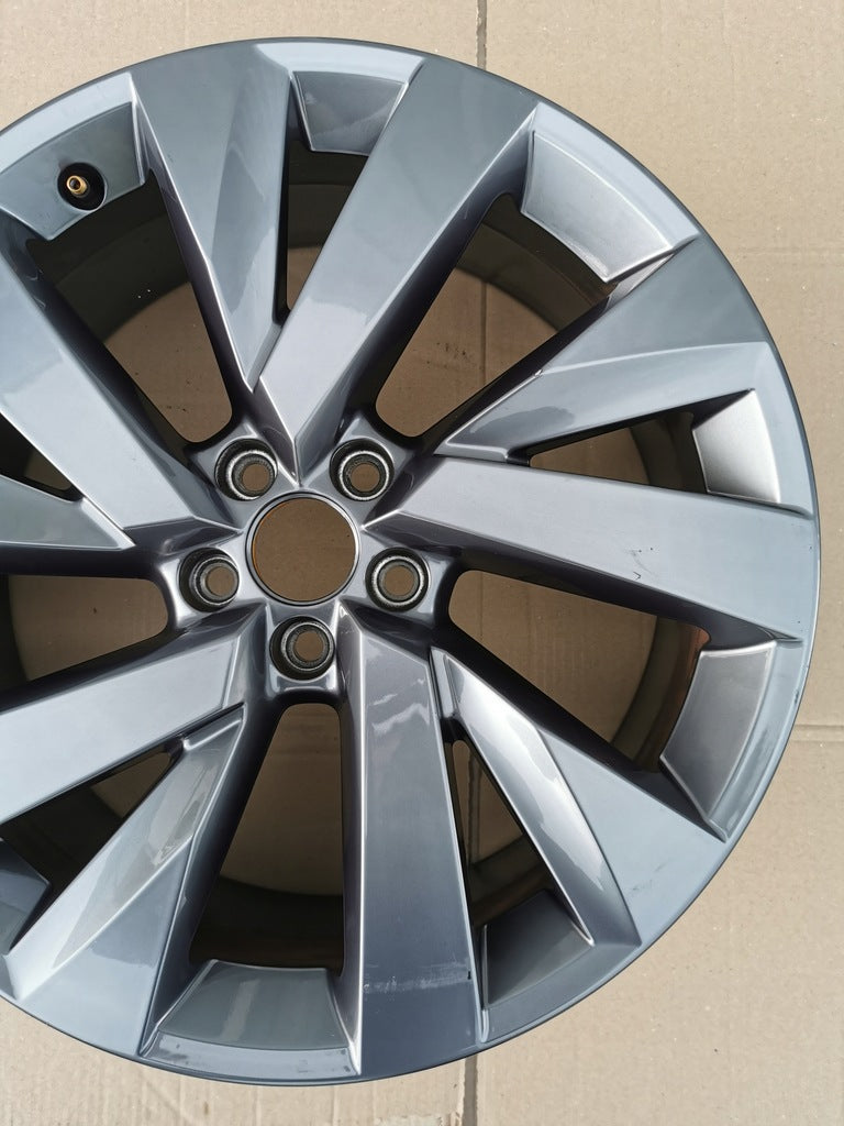 1x Alufelge 18 Zoll 7.0" 5x112 39ET Glanz Graphit 2GM601025L VW T Cross FEL4332663981aw