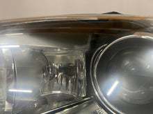 Laden Sie das Bild in den Galerie-Viewer, Frontscheinwerfer VW Passat 3C0941753K Links Scheinwerfer Headlight