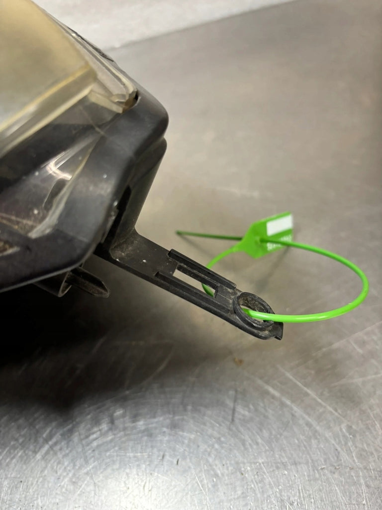 Frontscheinwerfer Renault Kangoo III 260601525R Links Scheinwerfer Headlight SCH9767925581el